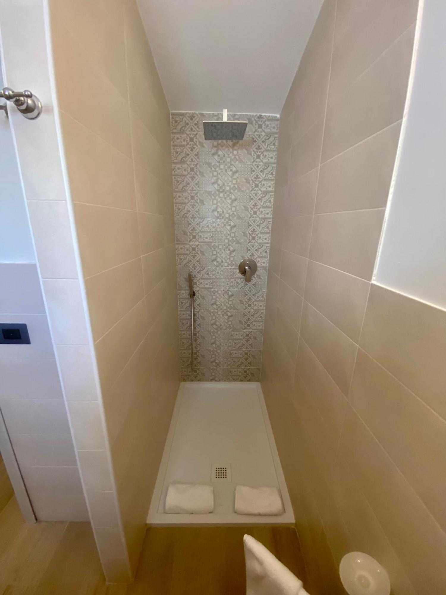 Marina Bay Beach Hotel Пескичи Экстерьер фото